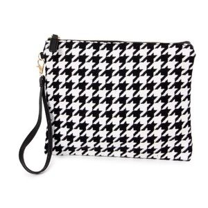Houndstooth Wristlet
